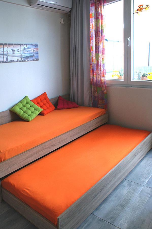 Sunny Studio With Parthenon View Balcony Атина Екстериор снимка