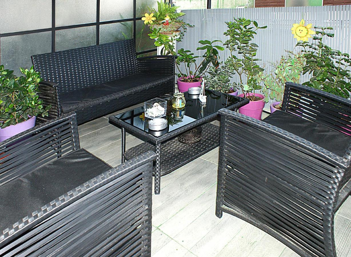 Sunny Studio With Parthenon View Balcony Атина Екстериор снимка